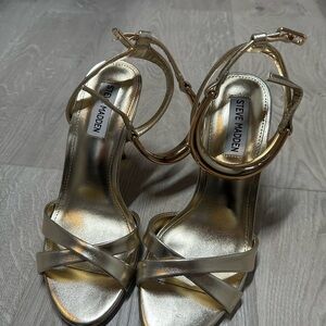 Steve Madden Metallic Gold Heels